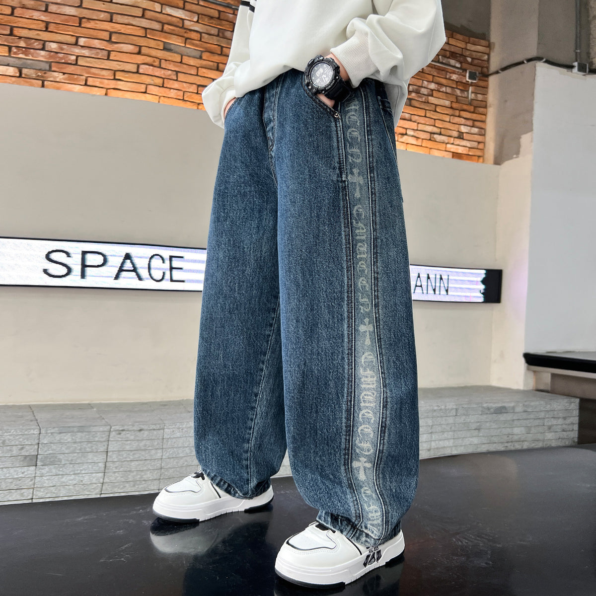 Trendy Autumn Style Denim Jeans for Big Kids Boys