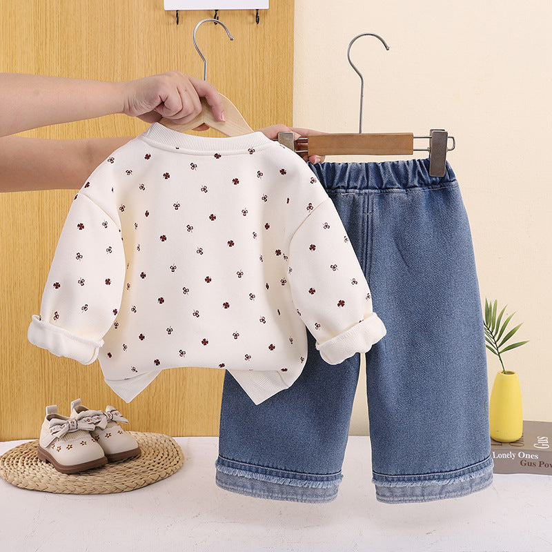 Two piece set of children's winter clothes with fleece hoodie for baby girls