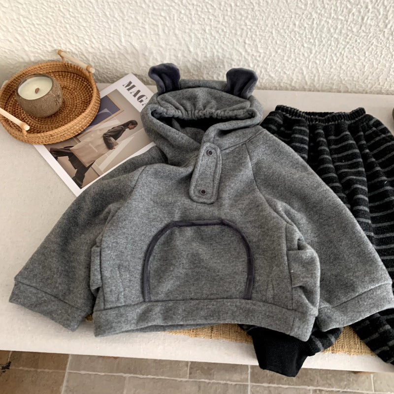 Boys' hooded sweatshirt with thick fleece for winter wear
