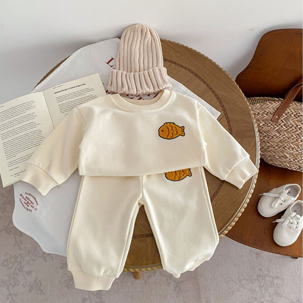 Spring New Children's Clothing Set for Boys and Girls, Cute Fish Embroidery Hoodie with Loose Pants