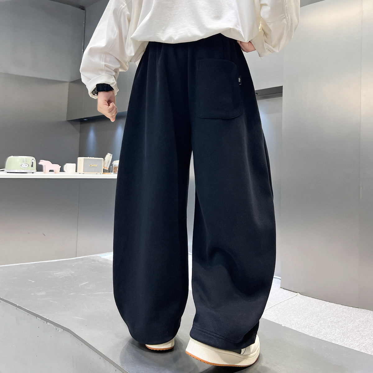 Boys Casual Sweatpants Loose Fit Knitted Trousers for Older Kids Autumn Winter Athletic Joggers