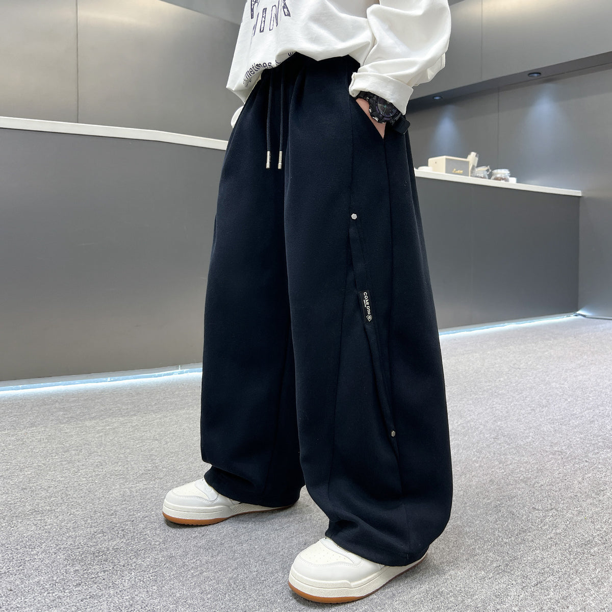 Boys Casual Sweatpants Loose Fit Knitted Trousers for Older Kids Autumn Winter Athletic Joggers