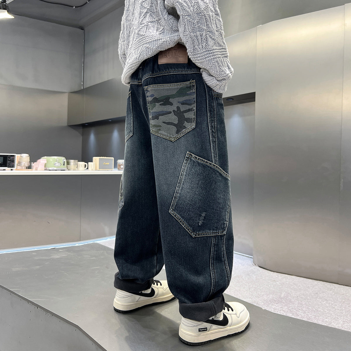 Boys' Casual Denim Jeans Style Loose Straight Leg Long Pants for Fall/Winter