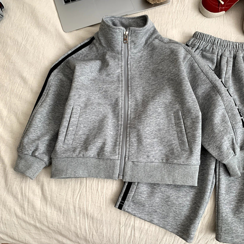 Two piece sports set for boys and boys