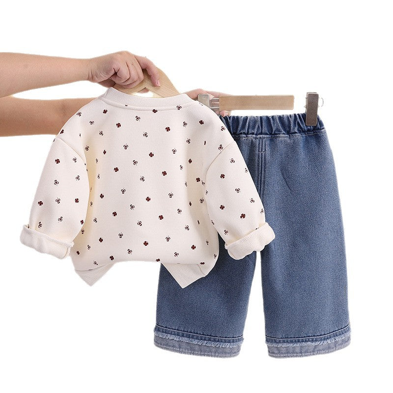 Two piece set of children's winter clothes with fleece hoodie for baby girls